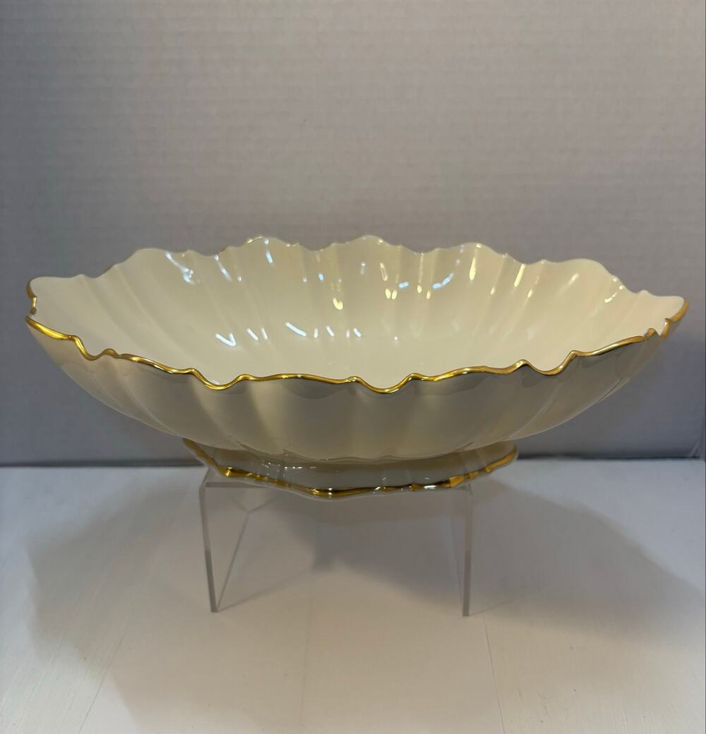 Lenox Oval Scalloped Footed Centerpiece Bowl